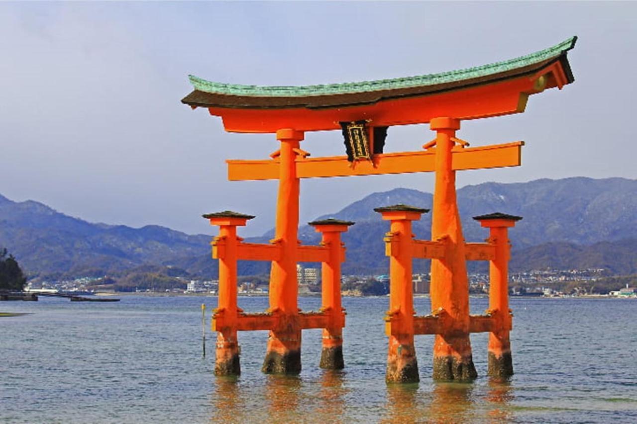 Отель Miyajima Shiro Хацукаити Экстерьер фото
